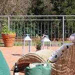 Flo' - Piscina Privata, Relax & Privacy *