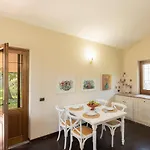 Flo' - Piscina Privata, Relax & Privacy * 曼恰诺